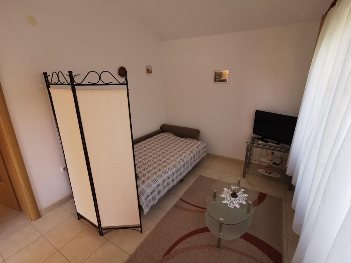 Apartman Zora Podstrana Exterior foto