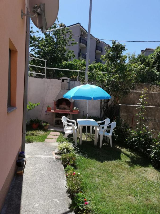 Apartman Zora Podstrana Exterior foto